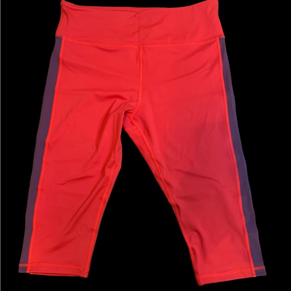 Zyia light n tight red stripe leggings Crop hi rise - Picture 1 of 5